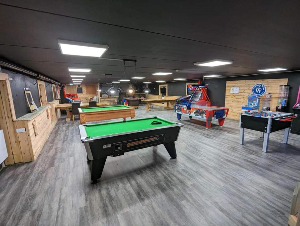 Apple Tree Lodge Hot Tub 3 Bedroom 2 Bars Morpeth Exterior foto
